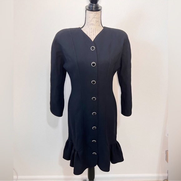 Oscar De La Renta Vintage Little Black Ruffle Dress Size 10